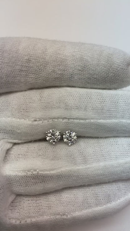 Round Cut Natural Earth Mined Diamond Stud Earring 1.50 Carats White Gold