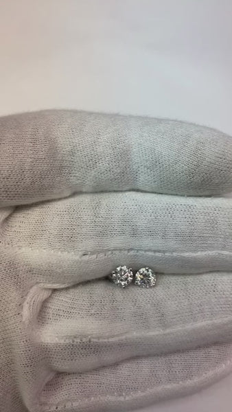 Round Diamond Studs Earring 1.30 Carats White Gold 14K