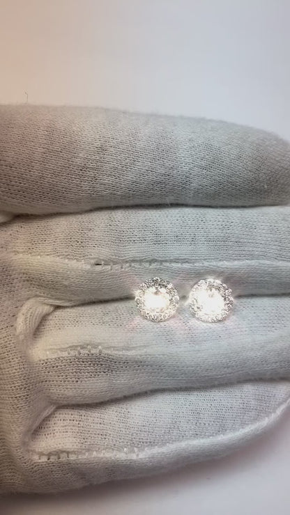 Round Diamonds Studs Pair Halo Earrings