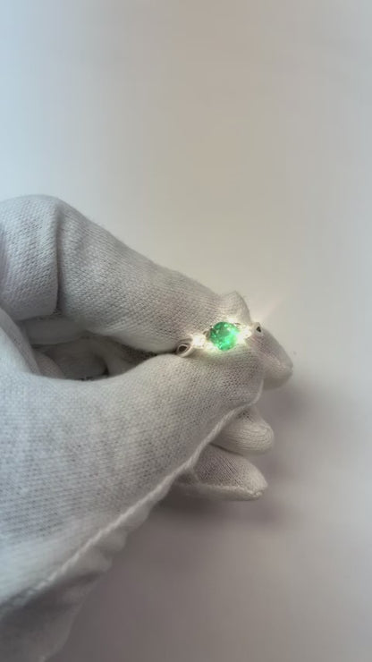 Natural Real ( Not Lab Grown ) 1.50 Carats Green Emerald GIA Ring Twisted Shank White Gold 14K