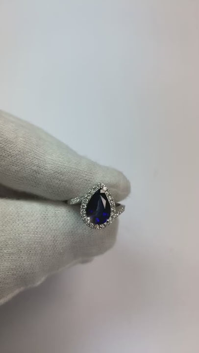 4.30 Carats Sri Lankan Sapphire And Natural Earth Mined Diamonds Ring White Gold 14K
