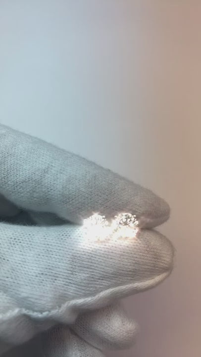 Natural Earth Mined Diamond Earrings For Daily Use