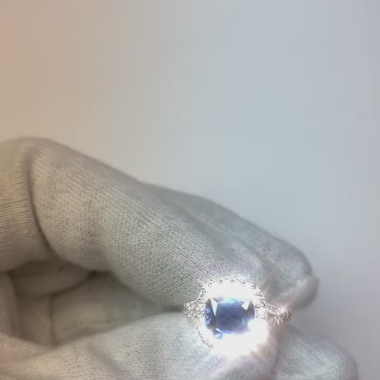 Sri Lankan Sapphire And Round Diamonds Ring