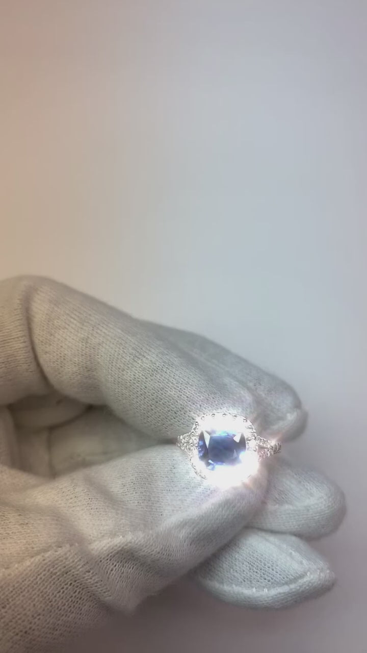 Sri Lankan Sapphire And Round Diamonds Ring