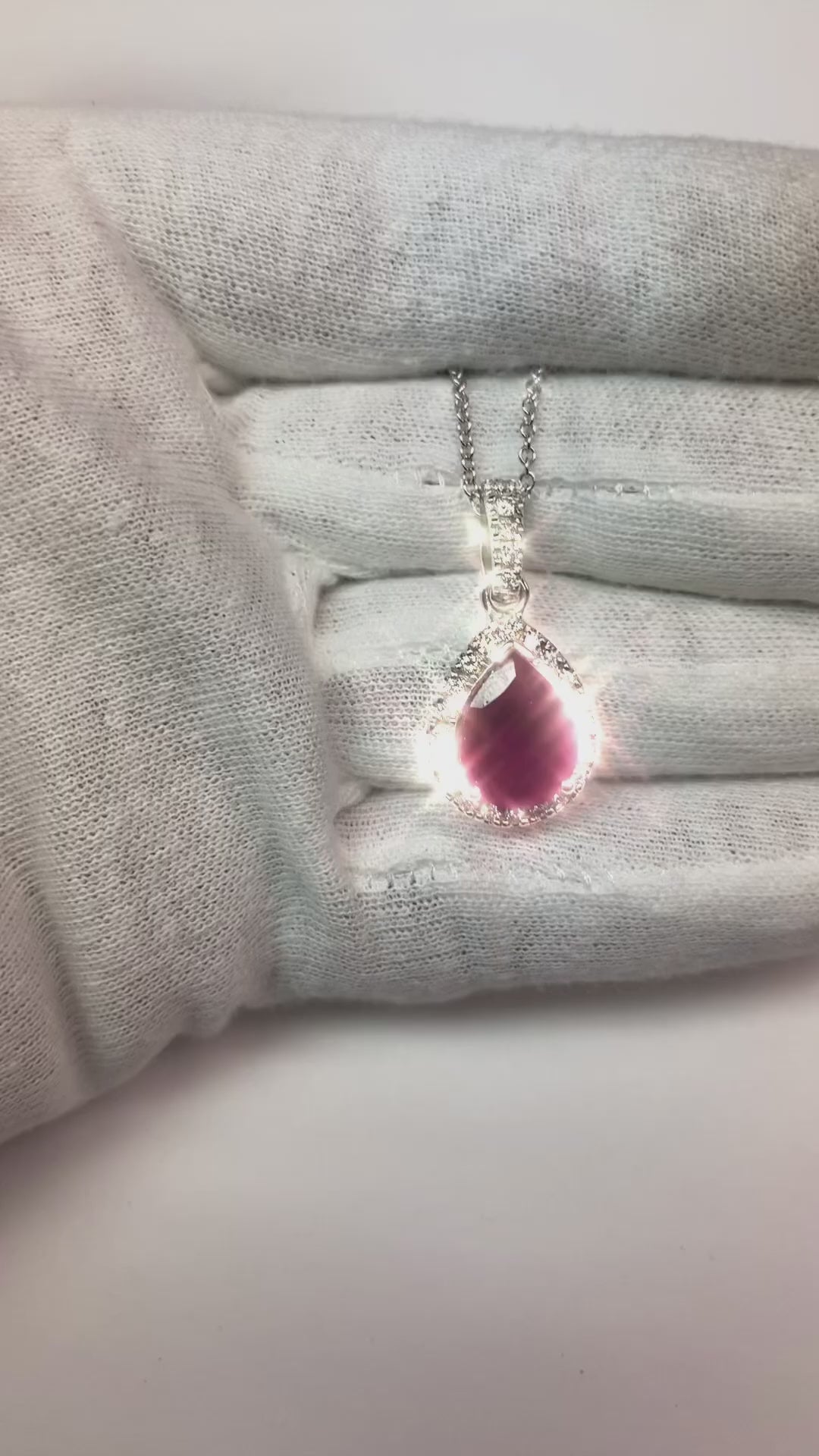 Diamonds Pendant Necklace