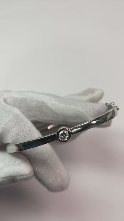 0.50 Carats Round Solitaire Natural Earth Mined Diamond Bangle White Gold 14K