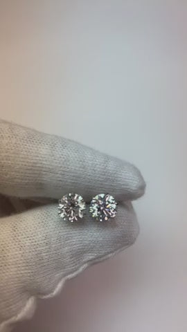 Solitaire Round Cut Natural Earth Mined Diamond Stud Earring 2.60 Carats Gold Jewelry