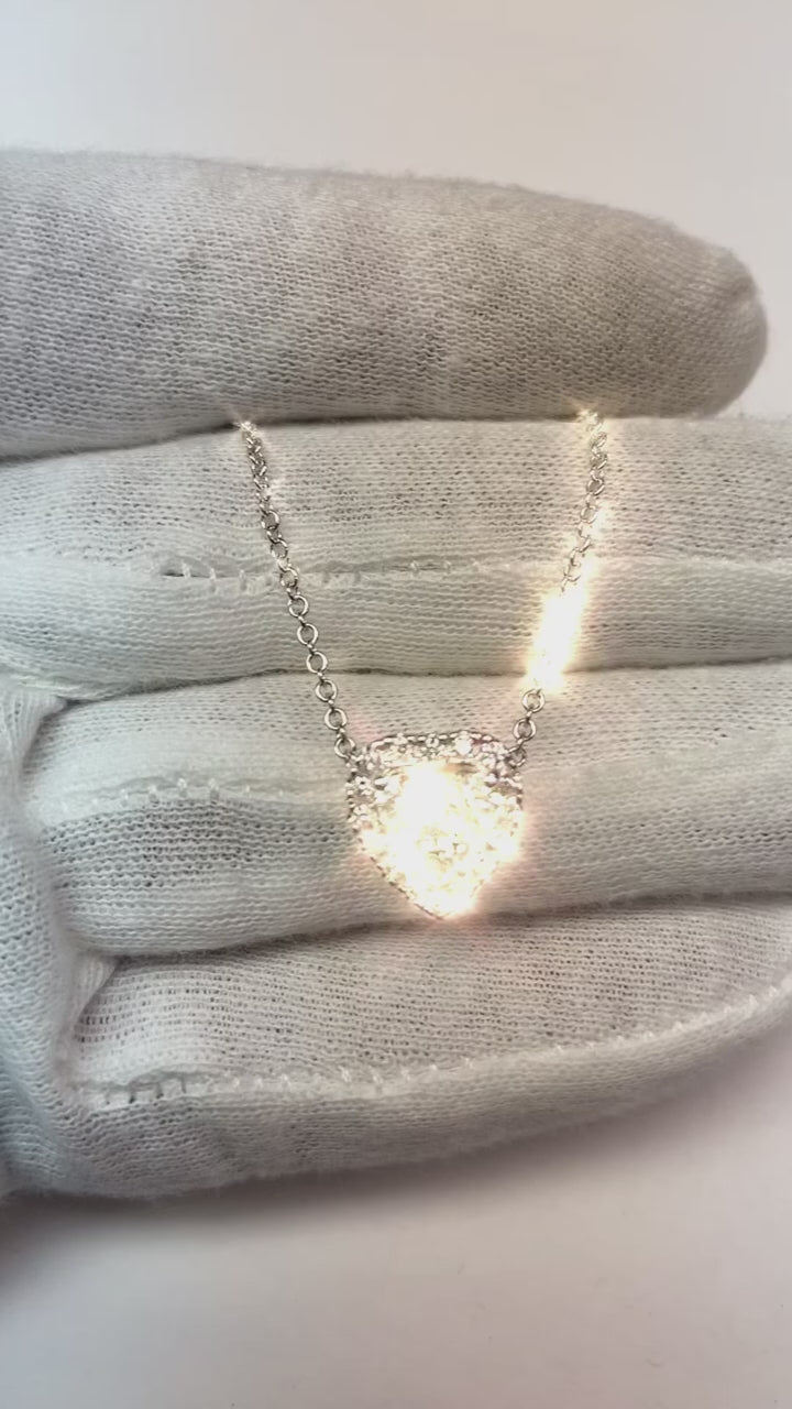 Round Diamond Heart Shaped Pendant Necklace