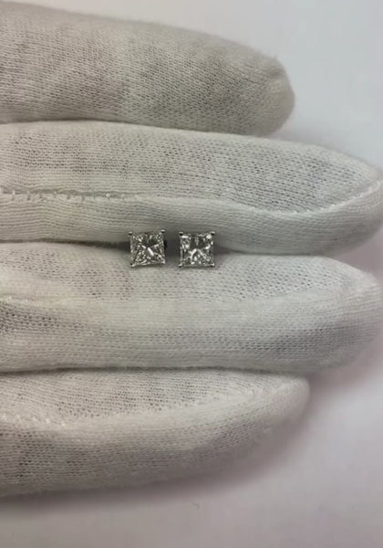 Solitaire Princess Cut Diamond Stud Earring 1.70 Carats White Gold