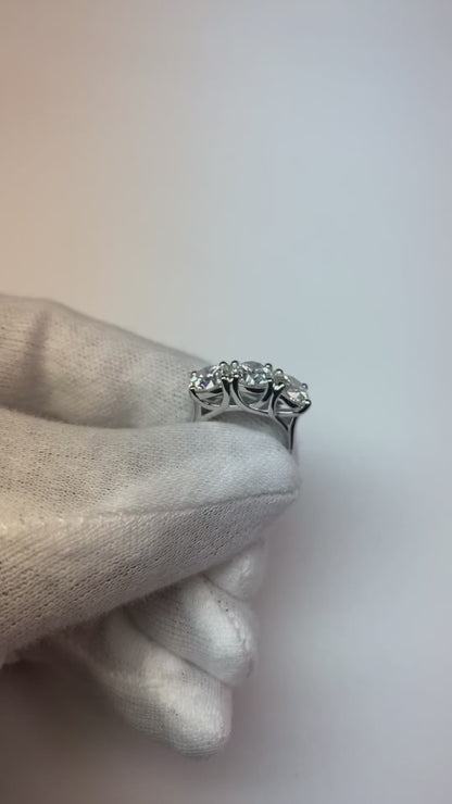 Round Three Stone Women Ring Sparkling Natural Earth Mined Diamond White Gold 3 Carats