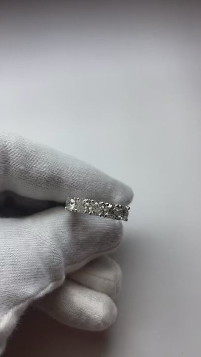 2.5 Carats Round Prong Set Natural Earth Mined Diamond Wedding Band