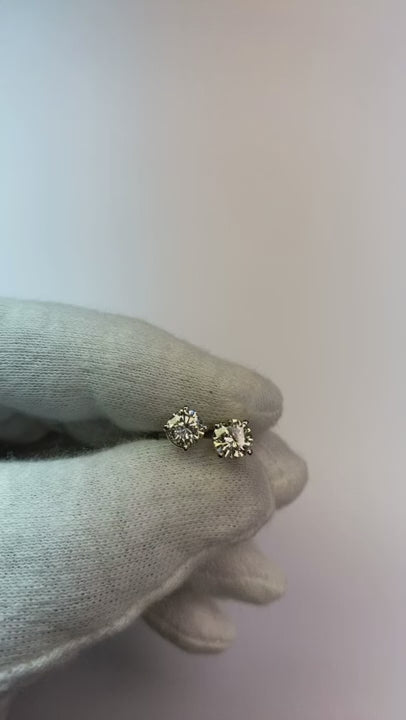White Gold 1.50 Carats Natural Earth Mined Diamond Studs