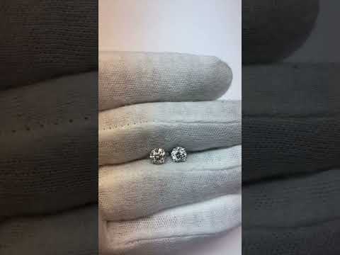 White Gold Stud Earrings 1.05 Carats Round Diamonds