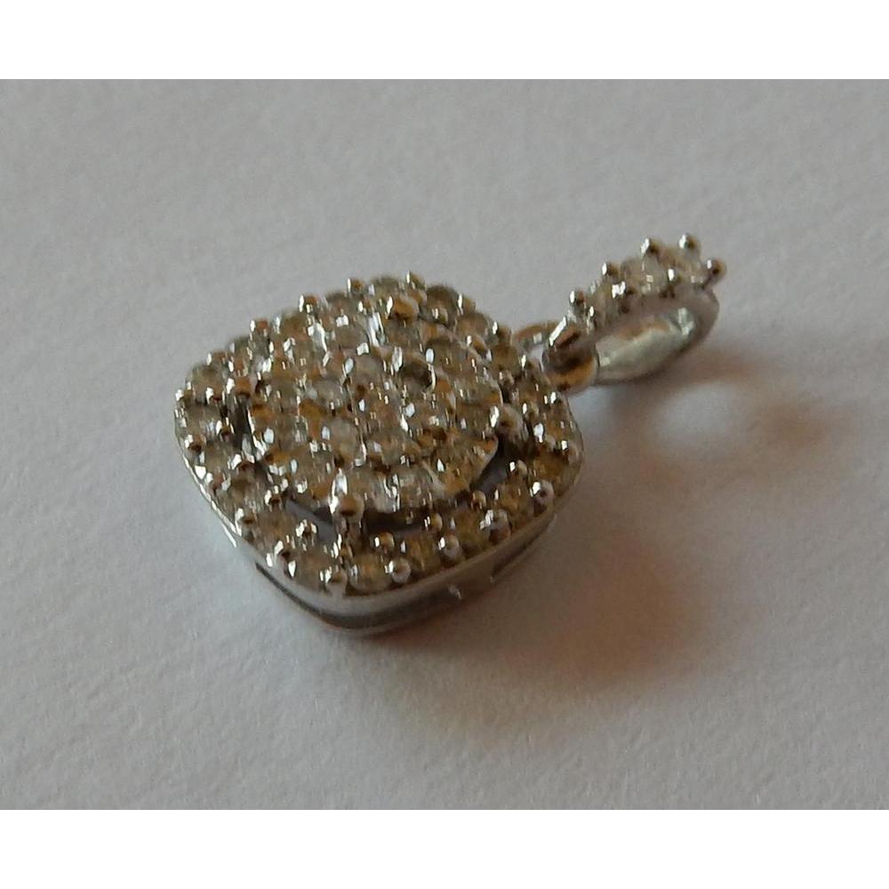 0.75 Carats Diamond Pendant White Gold 14K Pendant