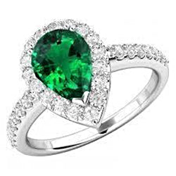 1.50 Ct Pear Cut Green Emerald And Diamond Ring