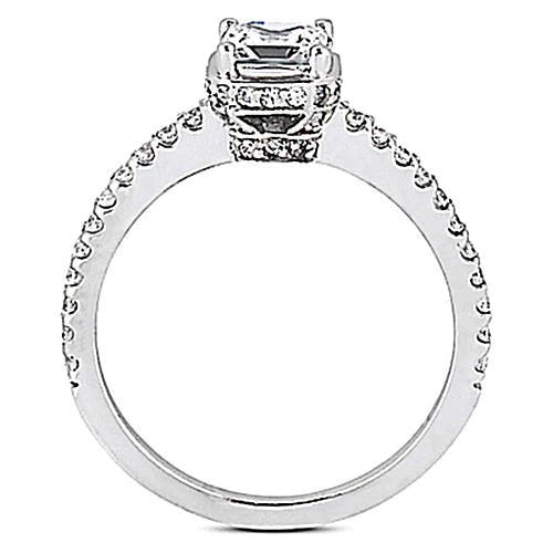 natural round diamond 1.85ct ring close up detail