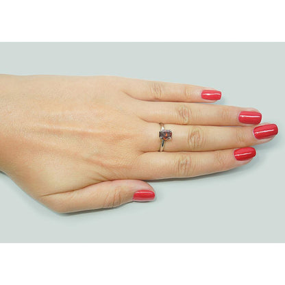  Lady’s Brilliant  Radiant Cut Red Diamond     White Gold  Ring