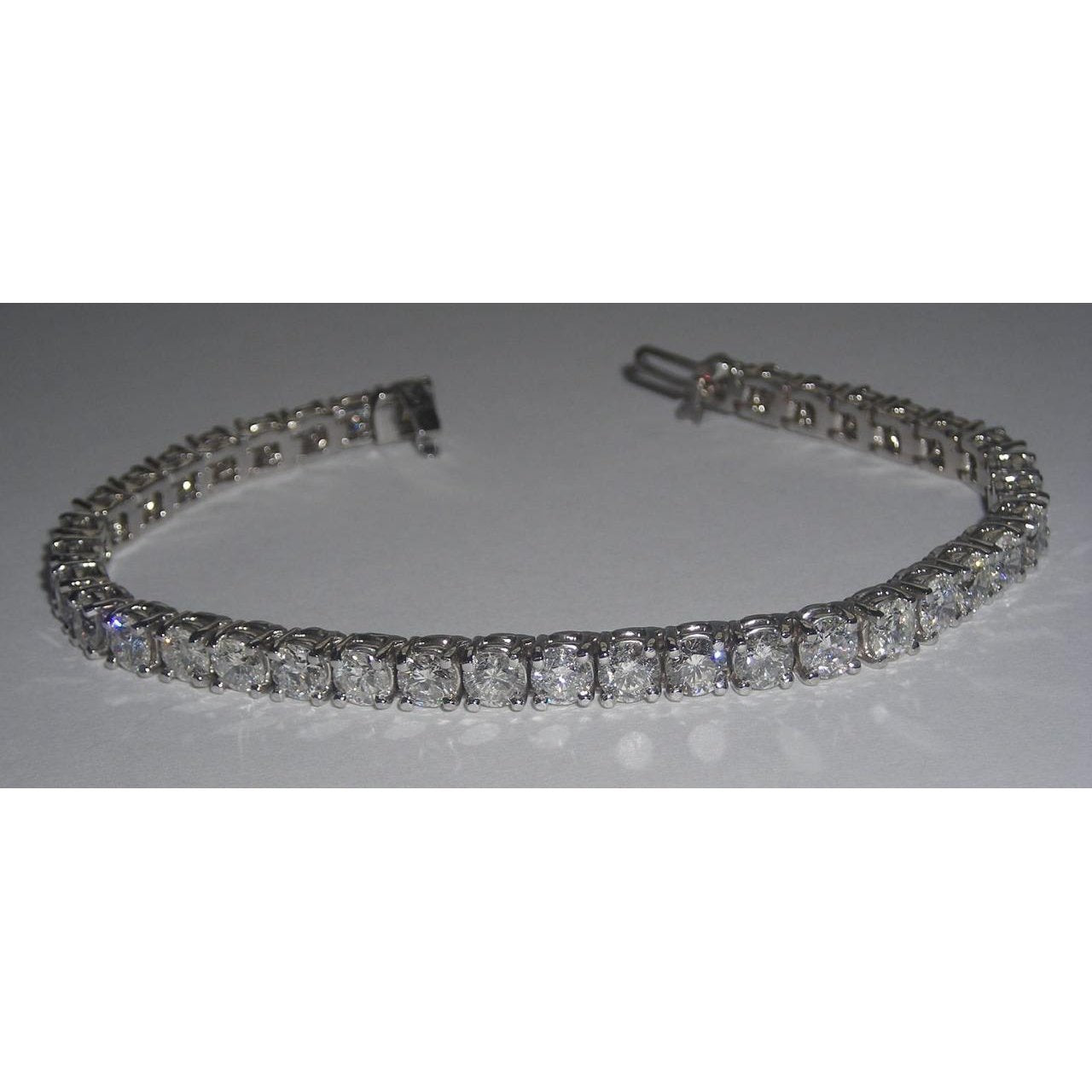 10.66 Carats Round Diamond Tennis Bracelet F/G Vs2/Si1 41 Stones White Gold 14K Tennis Bracelet