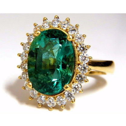  High Quality Oval Cut Green Emerald With Diamond Wedding     Yellow Gold Gemstone Ring