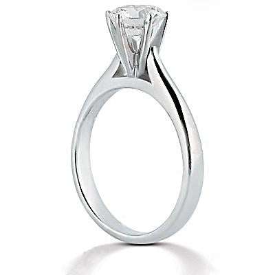 Woman's White Gold Weeding Anniversary Solitaire Diamond Ring 
