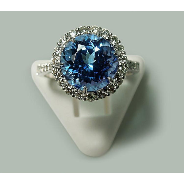 Gemstone Ring Tanzanite & Diamonds Solitaire With Accents Ring