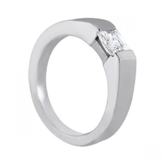 New Elegant Sparkling Unique Solitaire White Gold Diamond Ring 