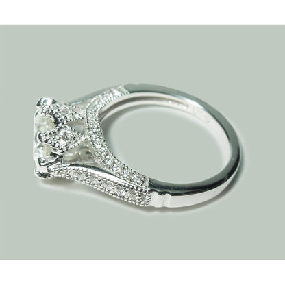  Antique Lady’s  Style White Elegant Gold Diamond Solitaire 