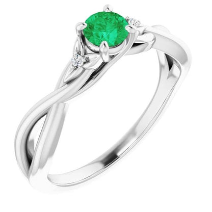 Ladies  Green Emerald Ring Twisted Shank White Gold  Gemstone Ring