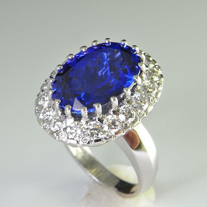 14K White Gold 15 Ct Big Tanzanite And Small Diamonds Ring New Gemstone Ring