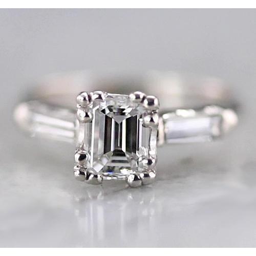 1.60 Carats Emerald Diamond Three Stone Ring Baguettes F Vs1 Vvs1 White Gold 14K Three Stone Ring