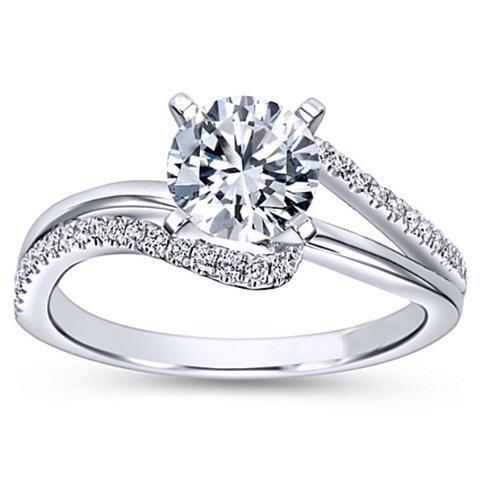 Sparkling Diamonds  Gorgeous fancy ringh White Gold Sloitaire ring with Accents 