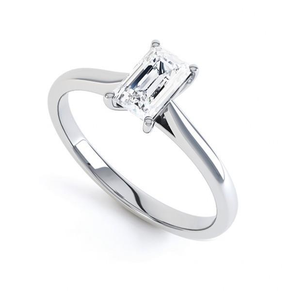 Stylish  Sparkling Unique Solitaire White Gold Diamond Anniversary Ring 