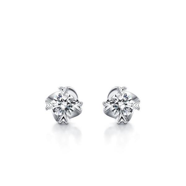 Woman's Gorgeous Round Cut Diamonds Lady Studs Earrings White Gold Stud Earrings