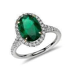3 Carats Oval Cut Green Emerald With Diamond Ring White Gold 14K