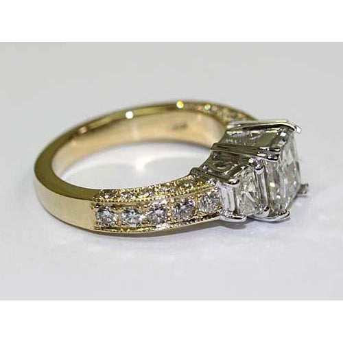 Three Stone Ring 3.65 Carat Diamond F Vs1 Three Stone Diamond Ring