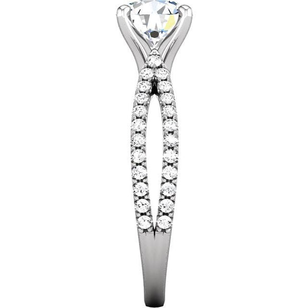 Fancy Ring  with Accents Round Diamonds Solitaire 