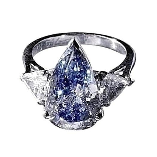  Unique Lady’s  Blue & White Diamonds Anniversary Gemstone  Gold Three Stone Gemstone Ring
