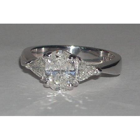 2.75 Ct. Oval Cut Ring Gold Trilliant Natural Diamond Three Stone Three Stone Ring