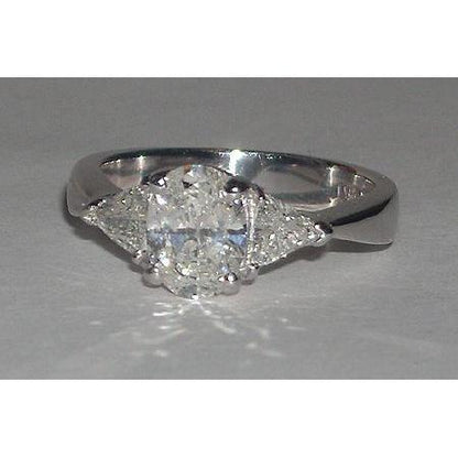 2.75 Ct. Oval Cut Ring Gold Trilliant Natural Diamond Three Stone Three Stone Ring
