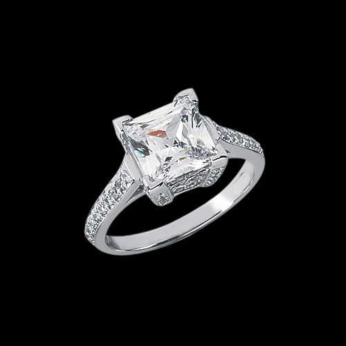 Sparkling Unique Lady’s Solitaire Ring with Accents White Gold Diamond  