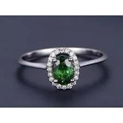 Lady’s Brilliant Oval Green Emerald Halo Diamond Ring  White Gold New