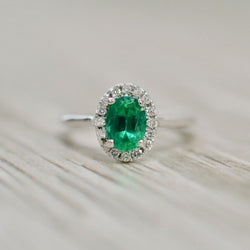 3.2 Ct Oval Cut Green Emerald Diamond Wedding Ring White Gold 14K