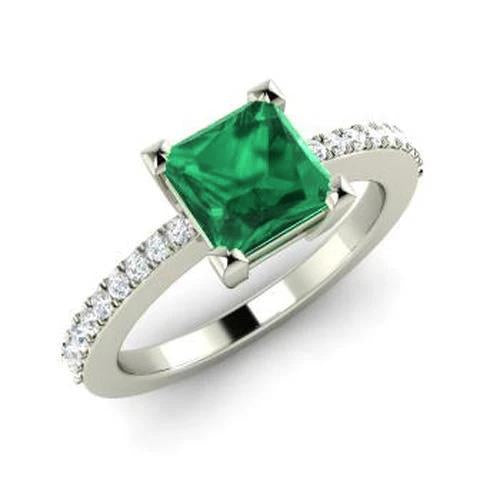  High Quality Green Emerald With Diamond  White Gold   Gemstone Ring