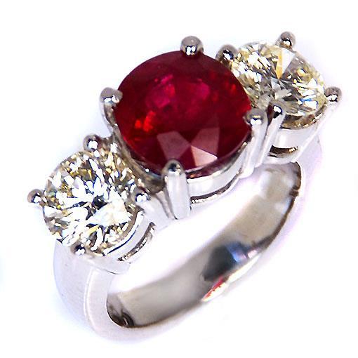 Lady’s Brilliant  Ruby And Round Diamond 3 Stone Ring White Gold Lady Men Jewelry Gemstone Ring