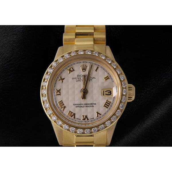 Lady Rolex Datejust Watch Diamond Bezel Oyster Bracelet Yellow Gold Watch Bezel