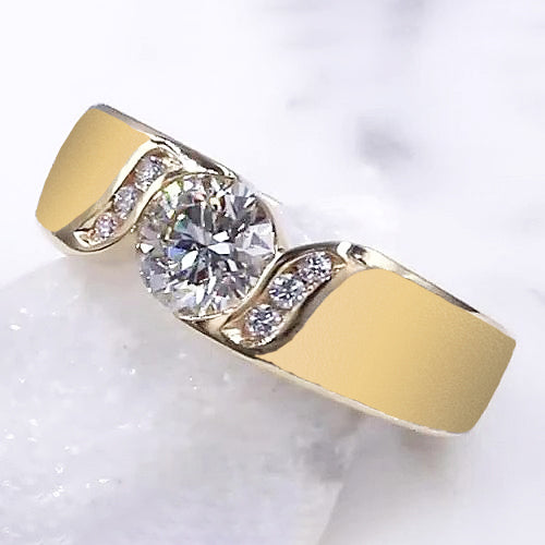 Yellow Gold RingLady’s Twisted Sparkling Unique Engagement White Gold Anniversary Ring Round Diamond Engagement Ring Yellow Gold Jewelry New