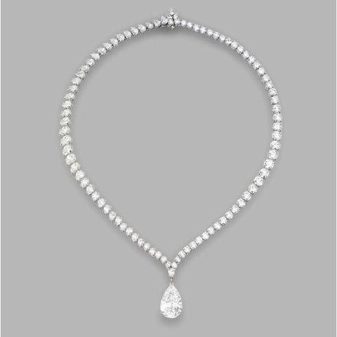 18 Carats Pear And Round Diamond Ladies Necklace White Gold Necklace