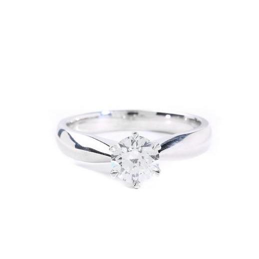 Woman's 6 Prong Set Gorgeous Diamond Wedding Ring Solitaire Ring