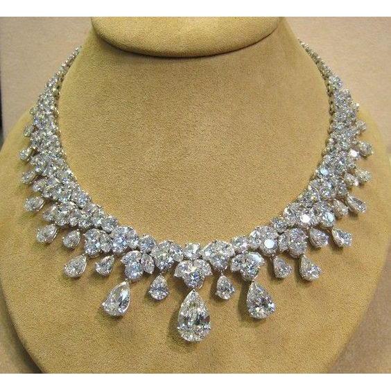 Diamond ladies necklace Clearance