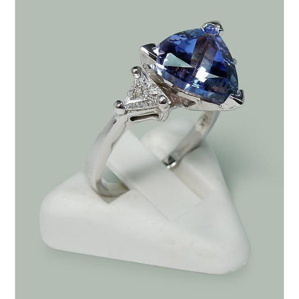 Three Stone Ring White Gold   Trilliant Cut Blue Diamond Gemstone Gemstone 